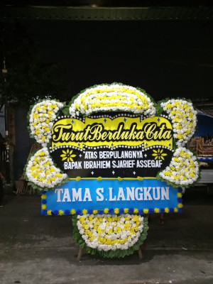 Papan Bunga Duka di Balai Jaya