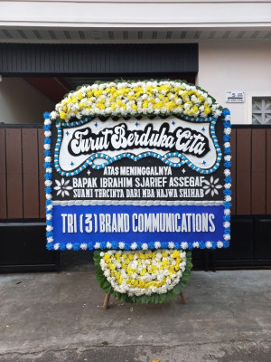Papan Bunga Duka di Balai Jaya